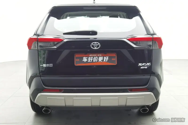 Toyota RAV4 — фото 3
