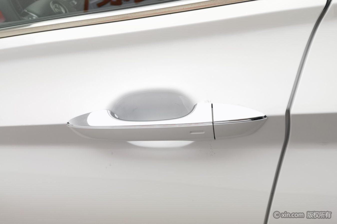 Volkswagen Sagitar 2022 280TSI DSG