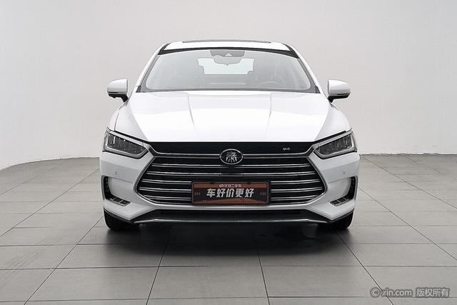 BYD Qin Pro DM id 3857768 из Китая 18