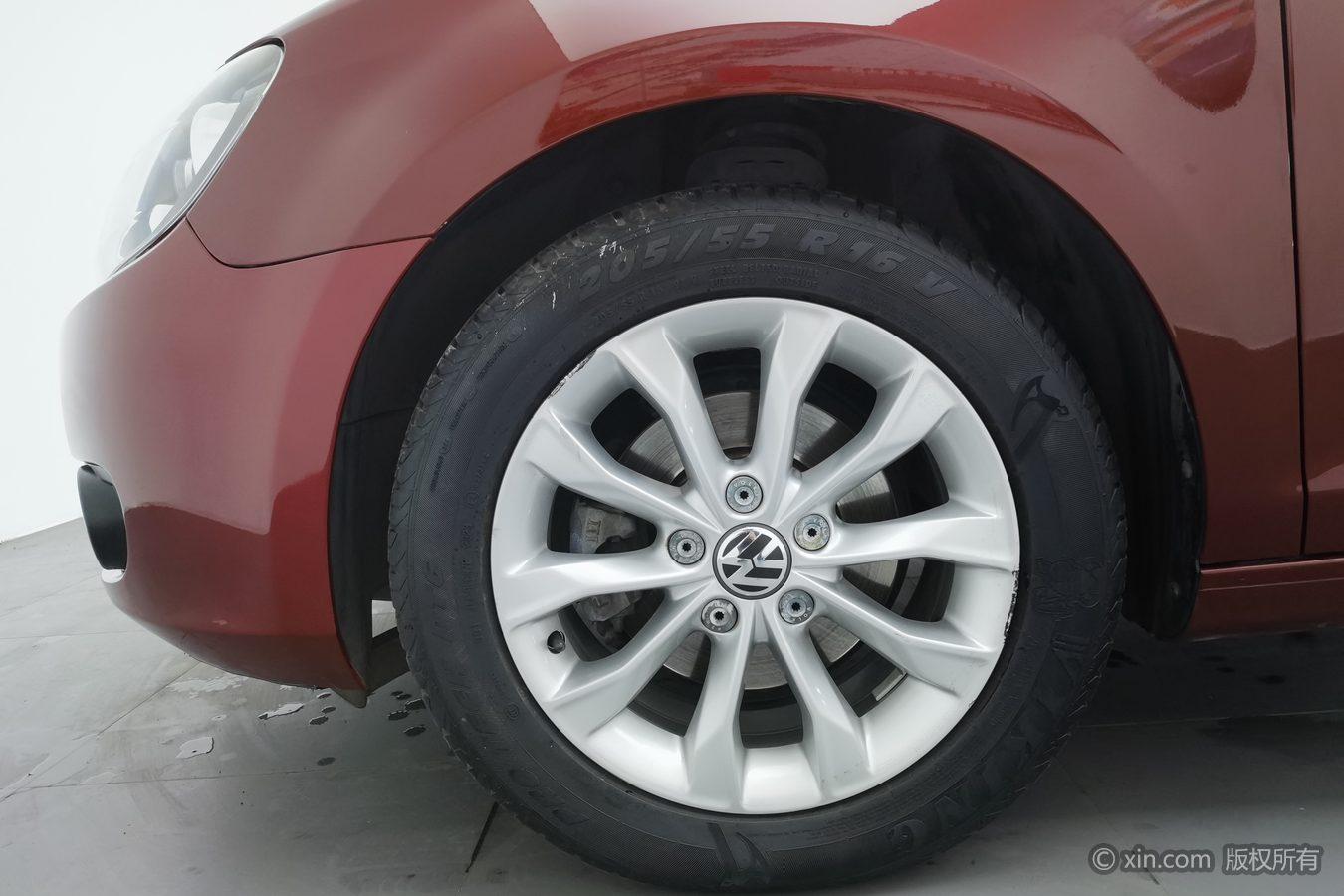 Volkswagen Golf 2012 1.6 AT Comfort