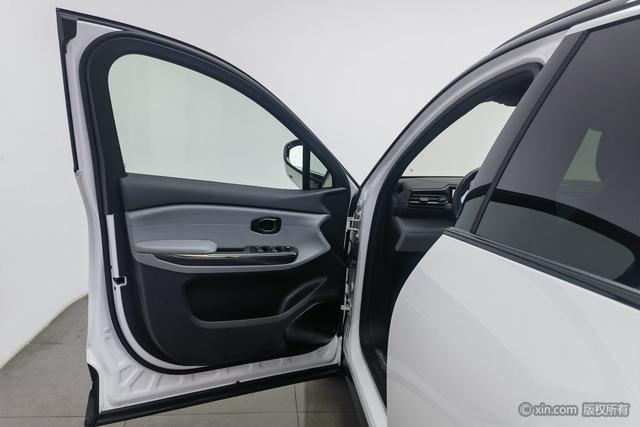 Weilai ES6 id 3840602 из Китая 11