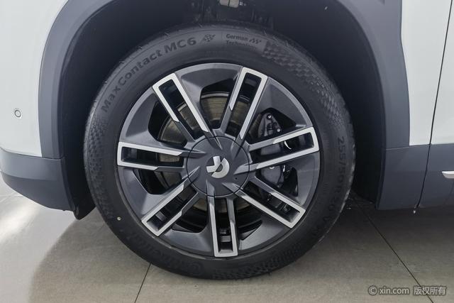 Weilai ES6 id 3840602 из Китая 16