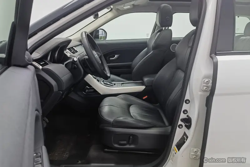 Land Rover Range Rover Evoque — фото 12
