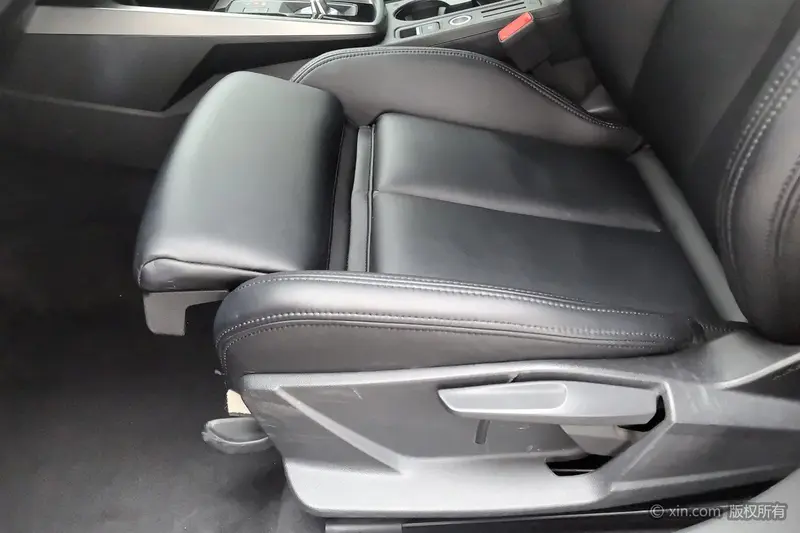Audi A3 A3L Limousine 35 TFSI — фото 13