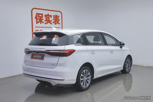 BYD Song Max — фото 4