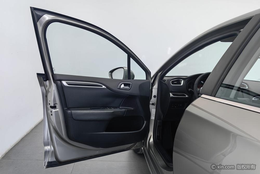 Citroën C4L, фото 22