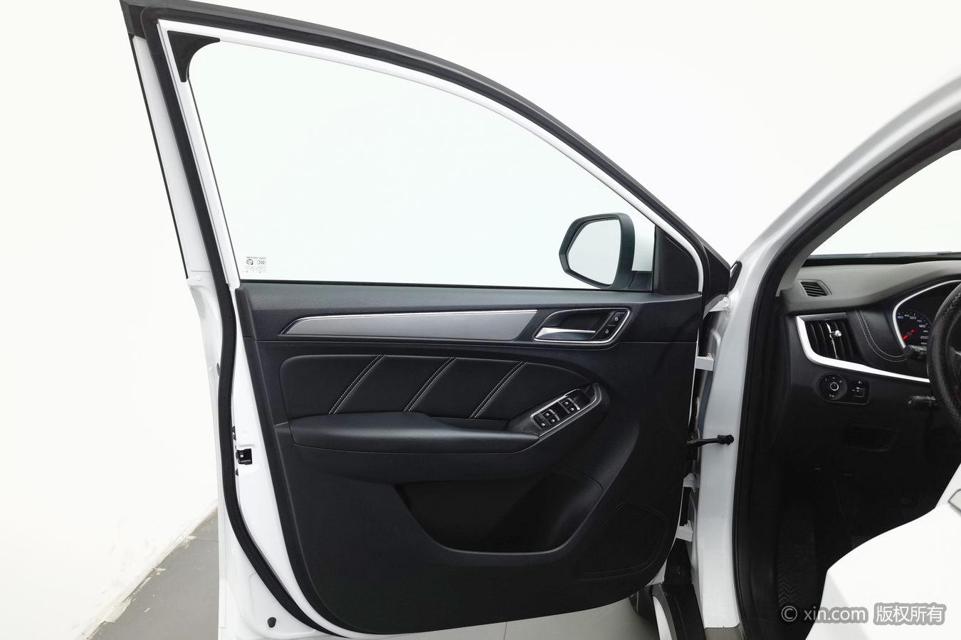 Roewe RX5 — фотографии объявления, Фото 12