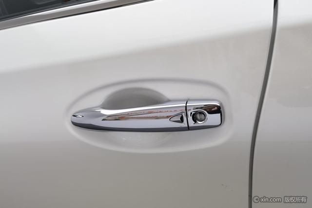 Nissan X-Trail 2023 2.0 L 2 WD — фото 10