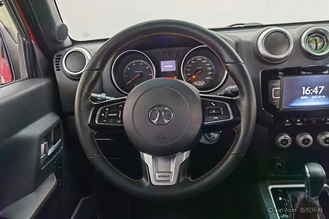 BAIC BJ40 2016 40 L 2.3 T AT 2 WD — фото 14