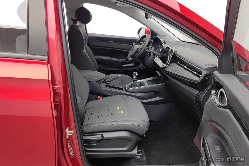 Baojun RM-5, фото 9