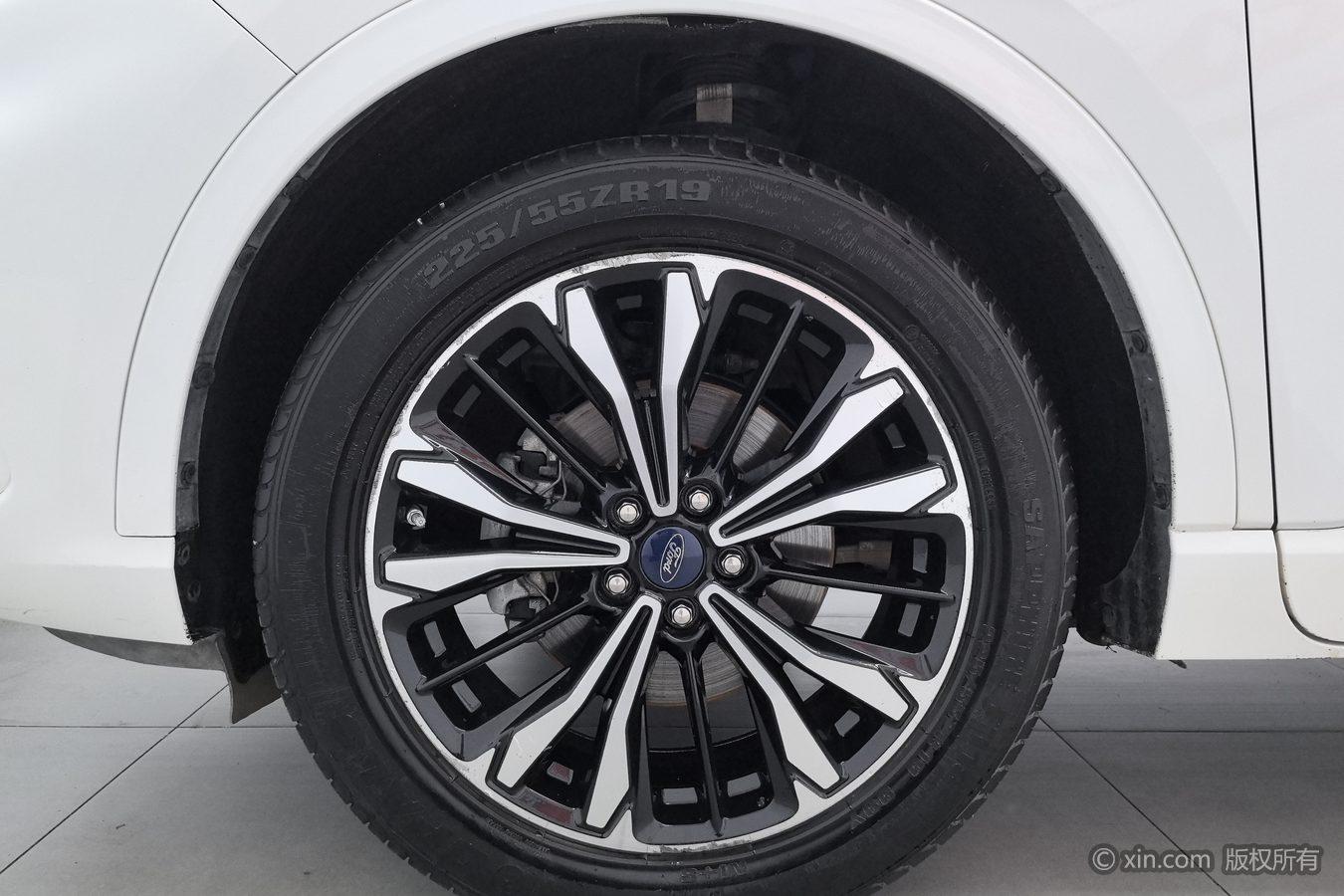 Ford Escape 2019 EcoBoost 245 ST-LINE