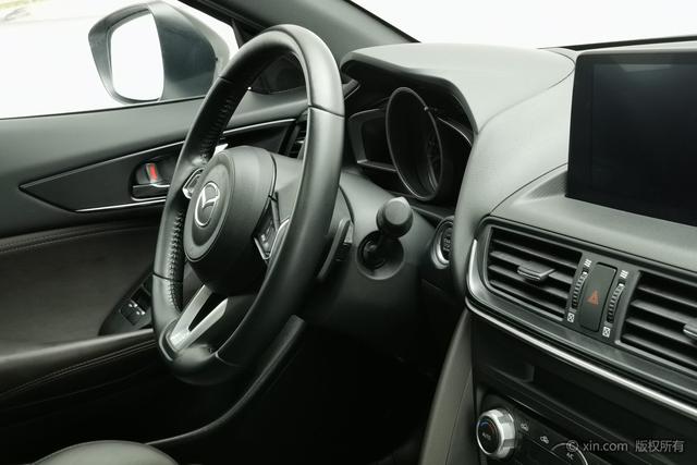 Mazda CX-4 2020 2.5 L 2 WD — фото 12