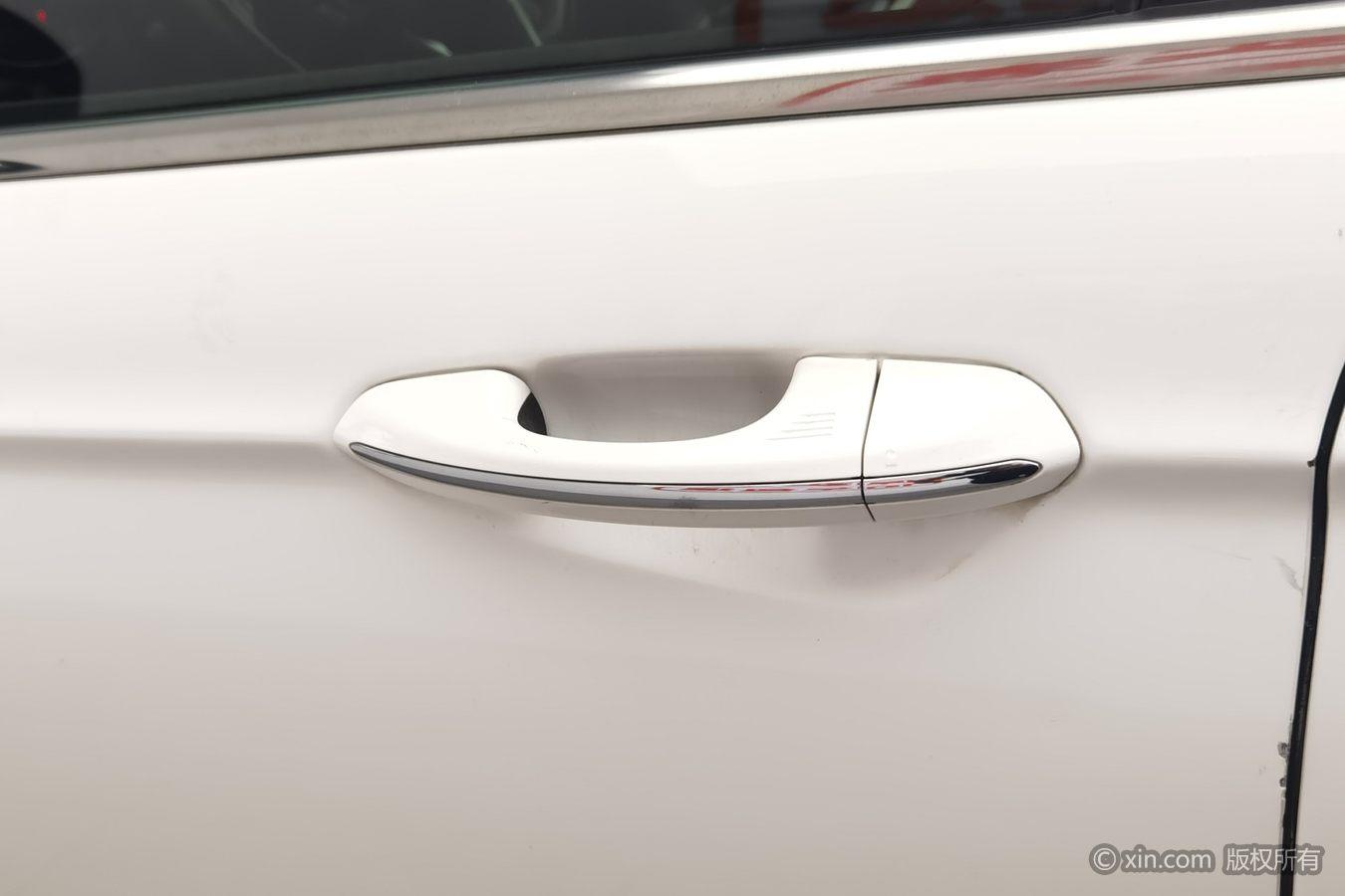 Ford Mondeo 2013 2.0L GTDi200 Fashion