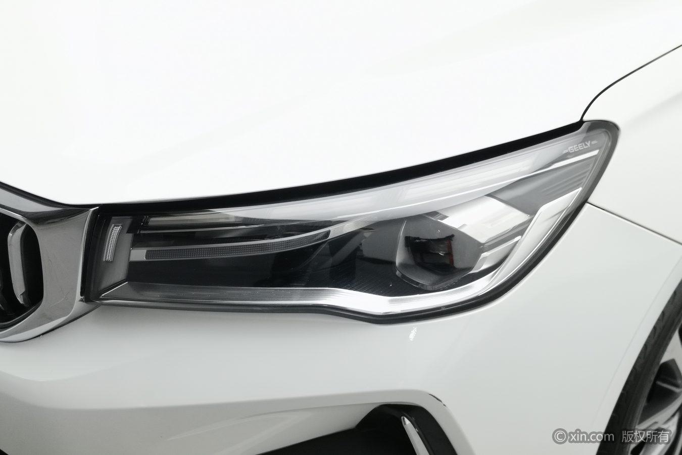 Geely Emgrand 2025 4 1.5L CVT Luxury