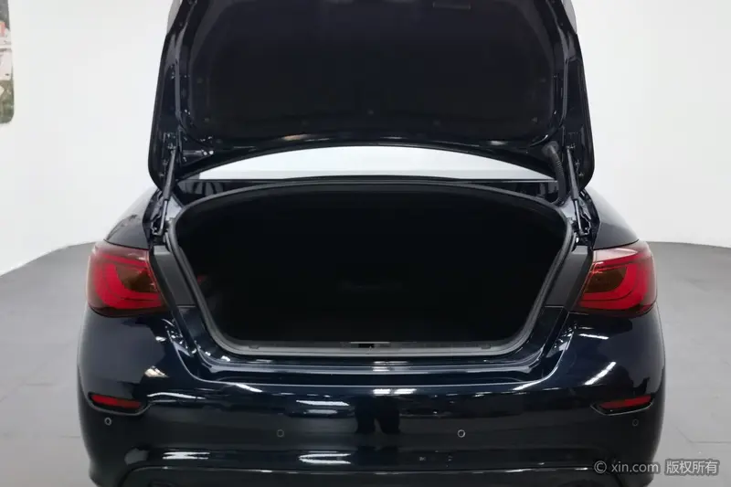 Infiniti Q70 — фото 19