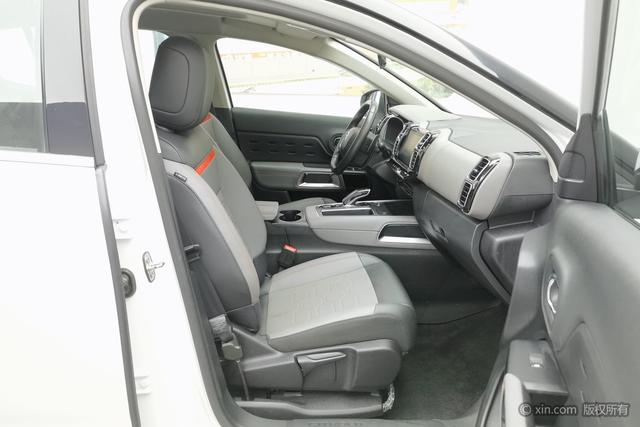 Citroen C5 AIRCROSS 2021 360 THP — фото 19