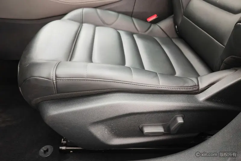 Citroen Fan Er Sai C5 x — фото 13