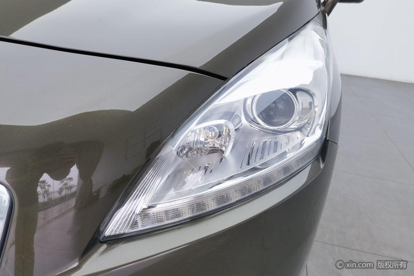 Peugeot 3008 2013 1.6THP AT