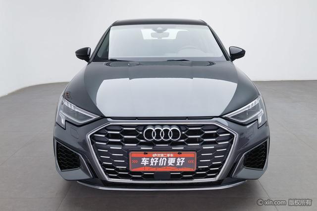 Audi A3 2024 Темно-серый из Китая, фото 2