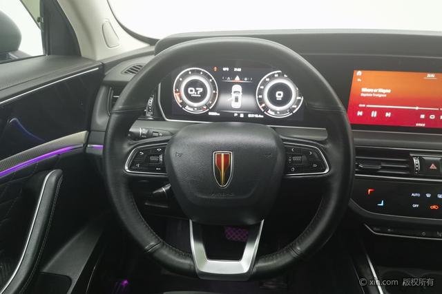 Red flag HS5 id 3857291 из Китая 23