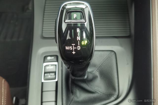 BMW X1 2020 s Drive 20 Li — фото 16