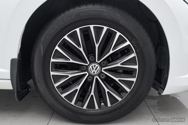 Volkswagen Sagitar 2019 280 TSI DSGComfort VI — фото 8