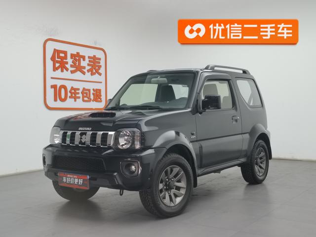 Suzuki Jimny 2015 года выпуска