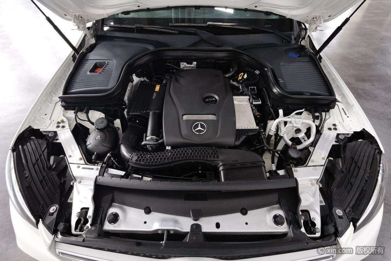 Mercedes-Benz GLC 2018 GLC 260 4MATIC Luxury