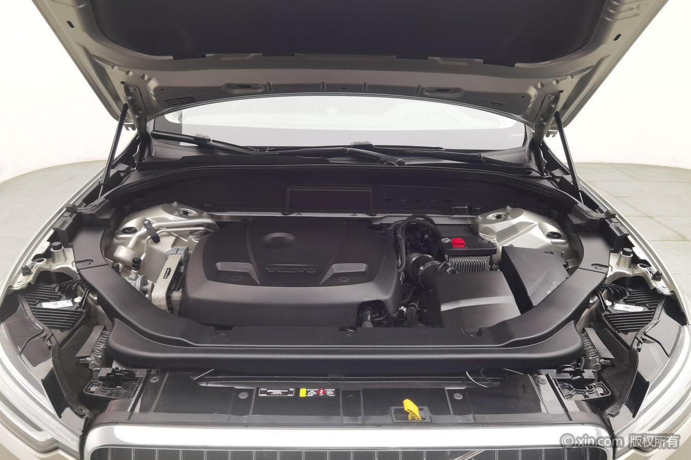 Volvo XC60 2019 T5 V