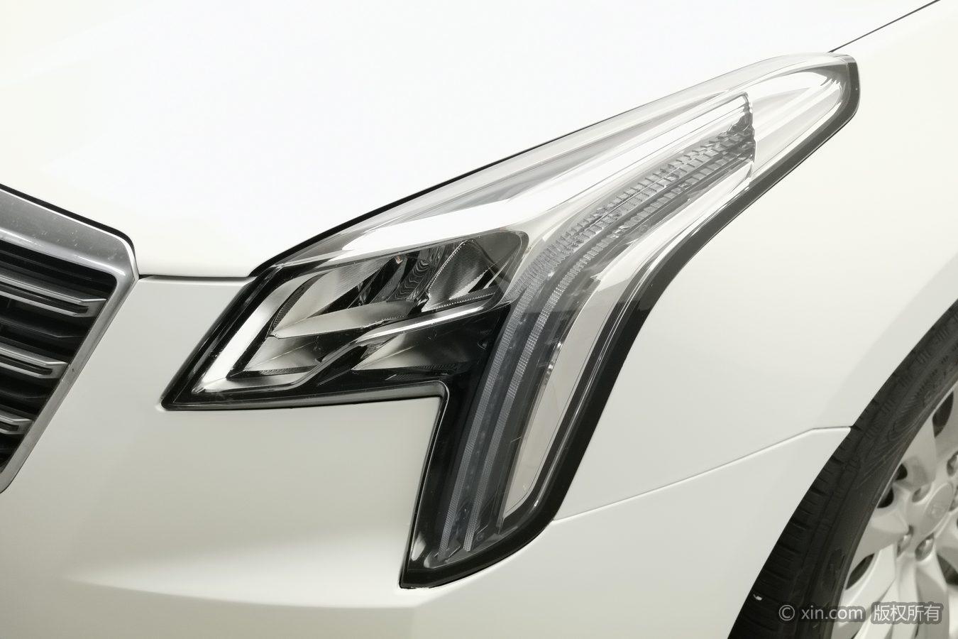 Cadillac XTS 2018 28T