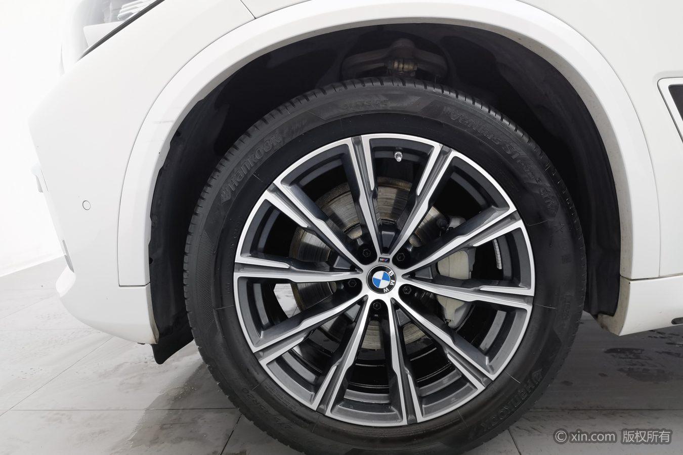 BMW X5 2022 xDrive 30Li M Sport