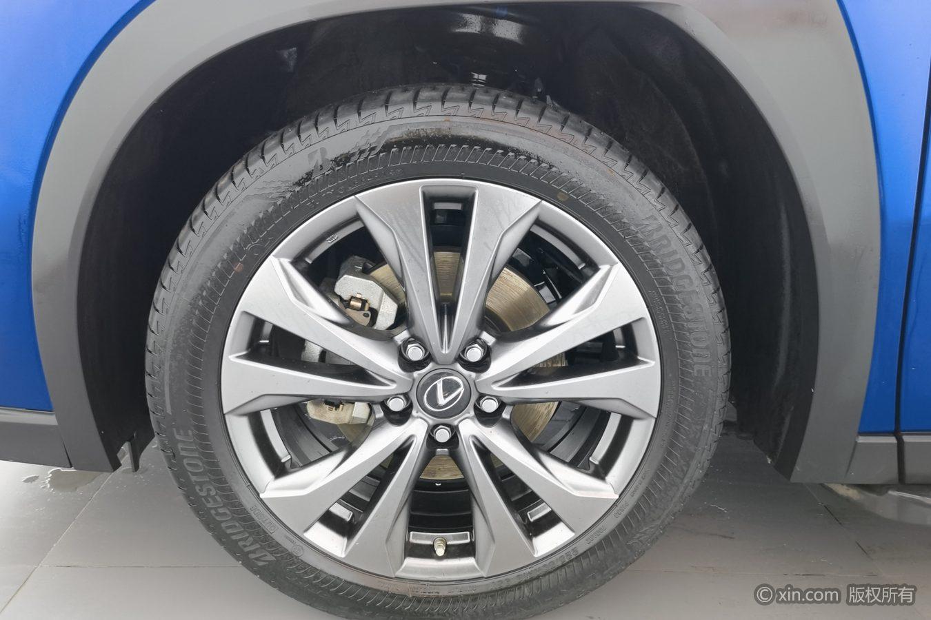 Lexus UX 2020 200 F SPORT VI