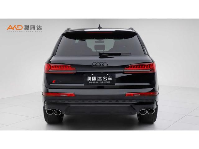 Audi SQ7 2024 4.0 TFSI — фото 3