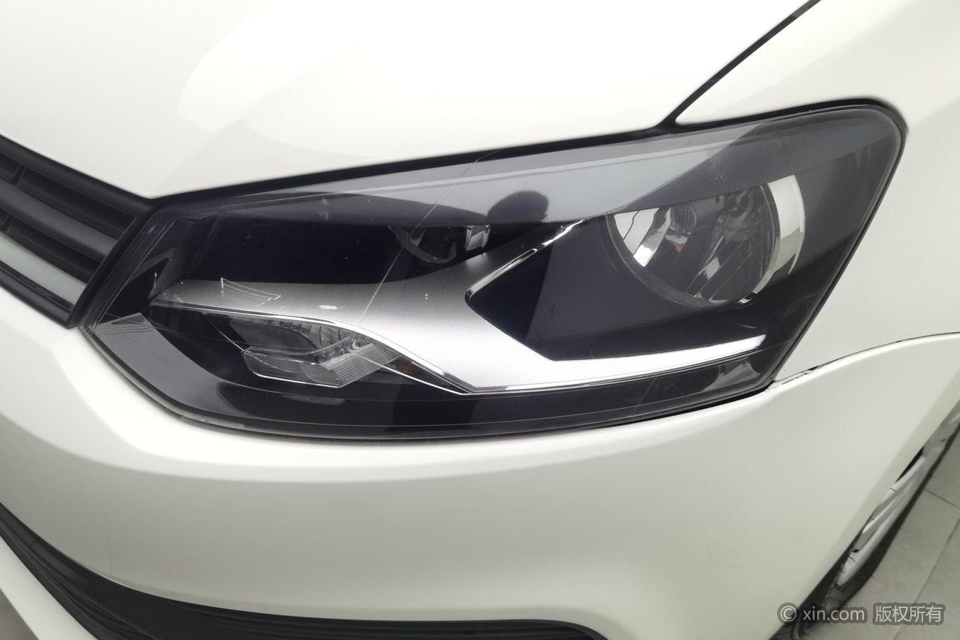 Volkswagen Polo 2018 1.5L AT