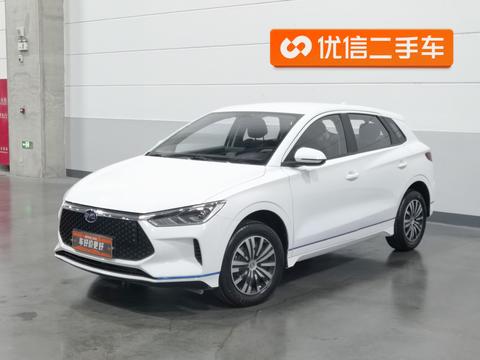 BYD e2