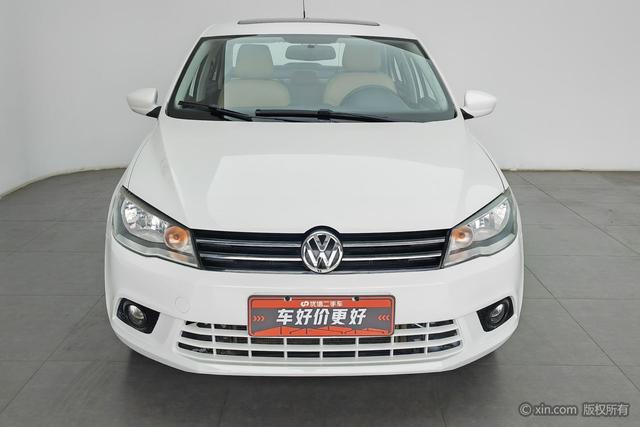 Volkswagen Jetta 2015 1.6 L MTComfort — фото 2