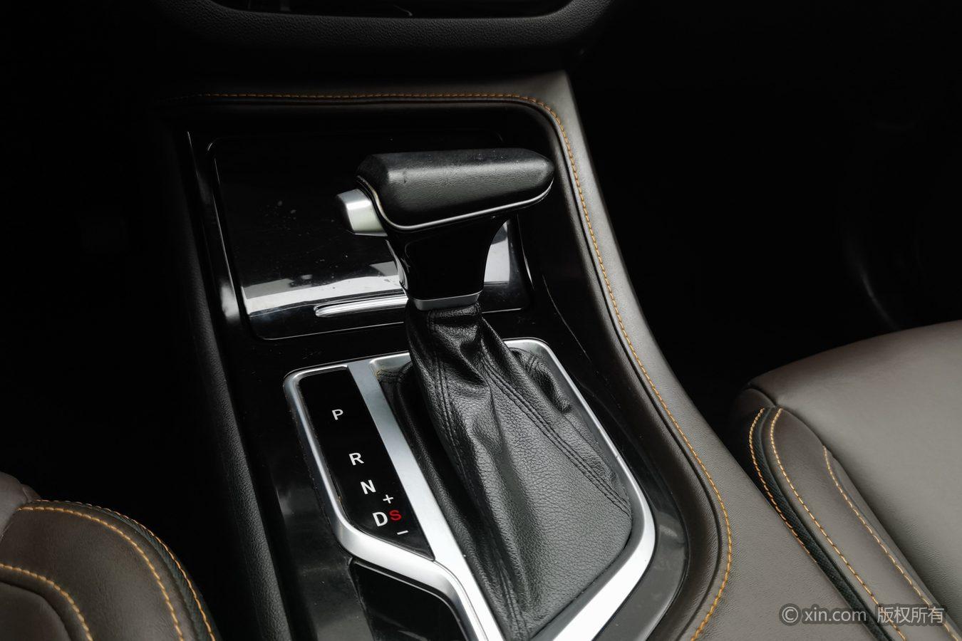Changan CS35 PLUS 2018 1.6L АКПП chang lian ban guo V