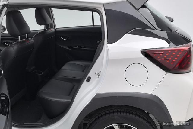 Toyota YARIS L 2020 X 1.5 L CVT — фото 19