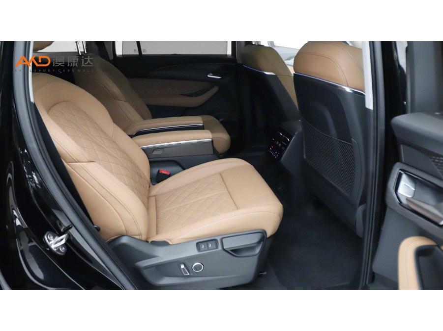 Audi Q6 2024 45TFSI quattro 6 мест
