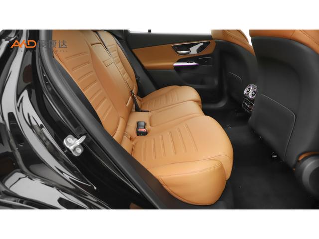 Mercedes-Benz GLC PHEV 2025 GLC 350 e L 4 MATIC — фото 5