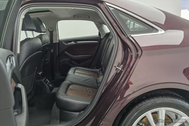 Audi A3 2016 Limousine 40 TFSI — фото 19