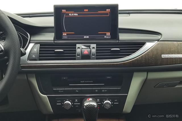 Audi A6L 2016 TFSI — фото 10