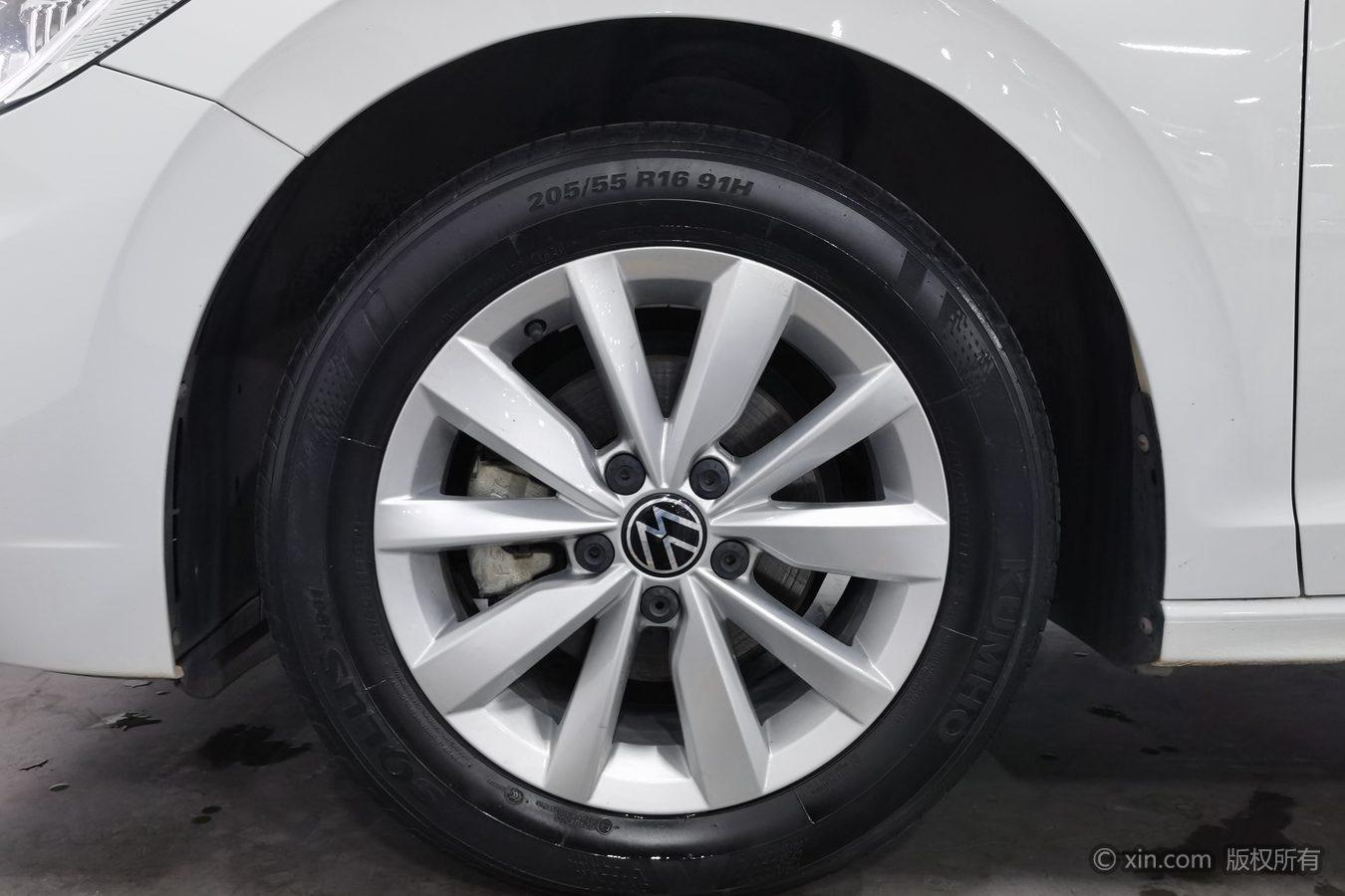 Volkswagen Bora 2021 1.5L AT Comfort Smart Connect