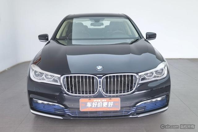 BMW 7-Series 2017 730 Li Luxury — фото 2