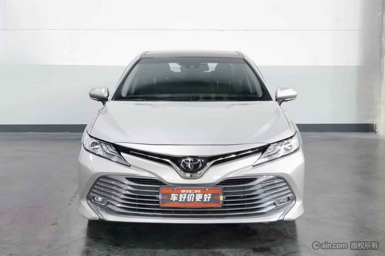 Toyota Camry 2019 2.5G Luxury