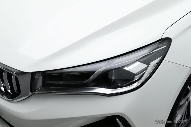 Geely Emgrand 2025 4 1.5 L MT — фото 7