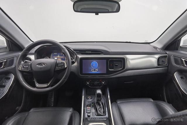 Chery Tiggo 8 2018 1.5 TCI ATPremium 7 — фото 12