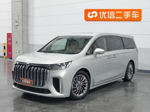 VOYAH Dreamer PHEV