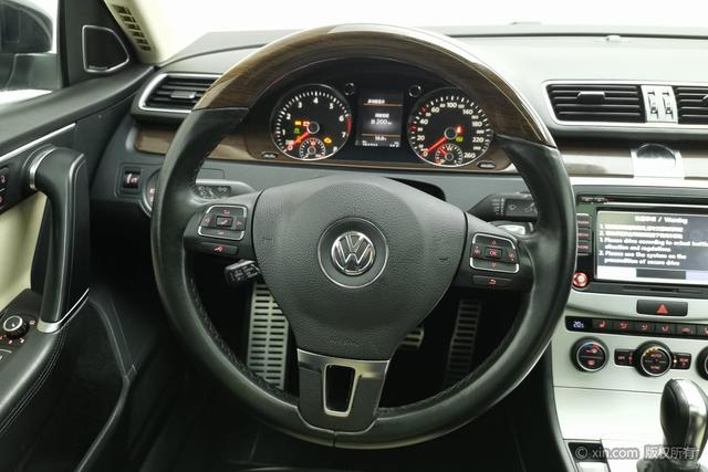 Volkswagen Magotan 2015 2.0 TSI Flagship — фото 14