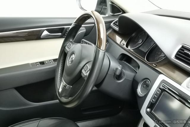 Volkswagen Magotan 2015 2.0 TSI Flagship — фото 12